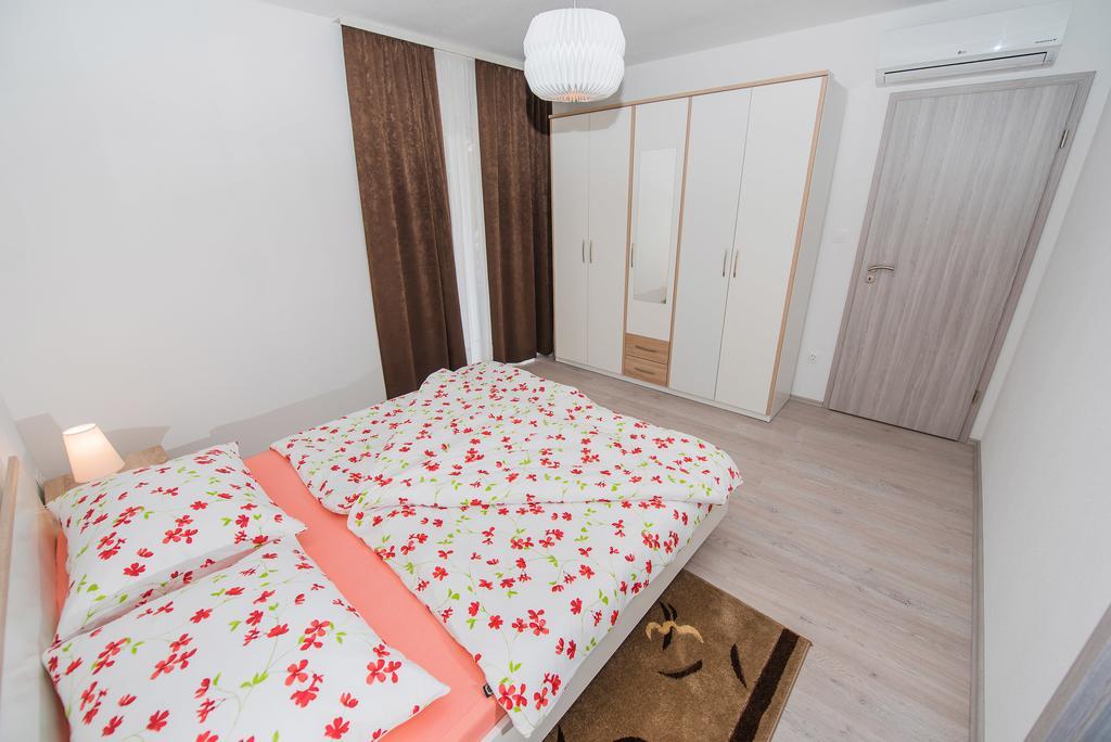 Apartment Grabovac Kastela Ruang foto