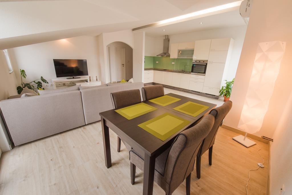 Apartment Grabovac Kastela Ruang foto